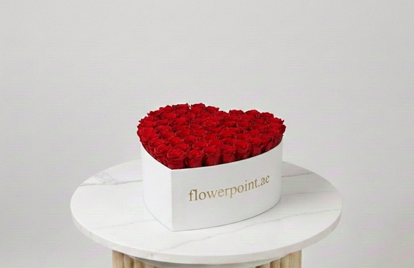 Heartfull Red in Box (25 stems)