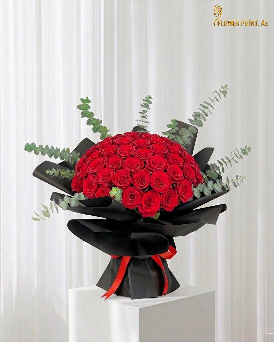 Red Garden rose bouquet